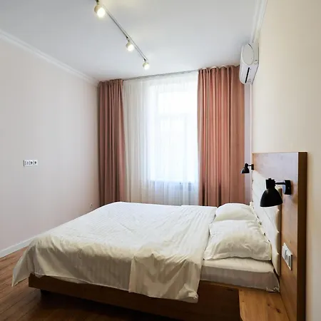 アパート Step Out To Stores & Parks - 1br On Blvd *